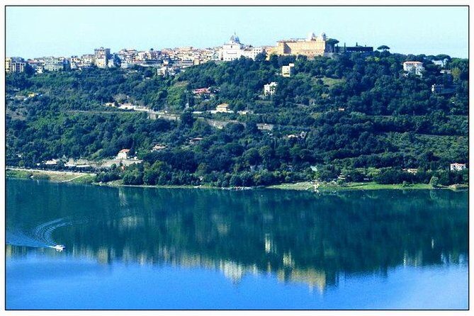 Tour to the Roman castles: Nemi, Ariccia and Castel Gandolfo, a day from Rome - Stop 1: Lago di Nemi and Strawberry Liqueur Time