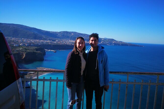 Transfer also for disabled Naples / Sorrento / Amalfi Coast - Private Ride Comfort: Air-Conditioned Car, WiFi, and the Little Extras