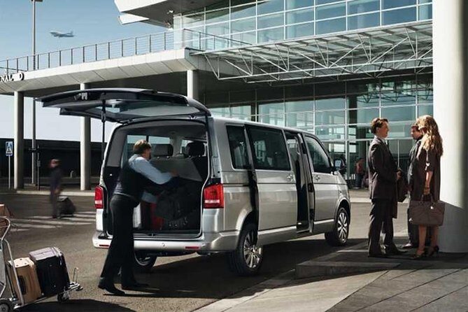 Transfer between Rome and the Fiumicino Airport FCO - Key things to know before you go