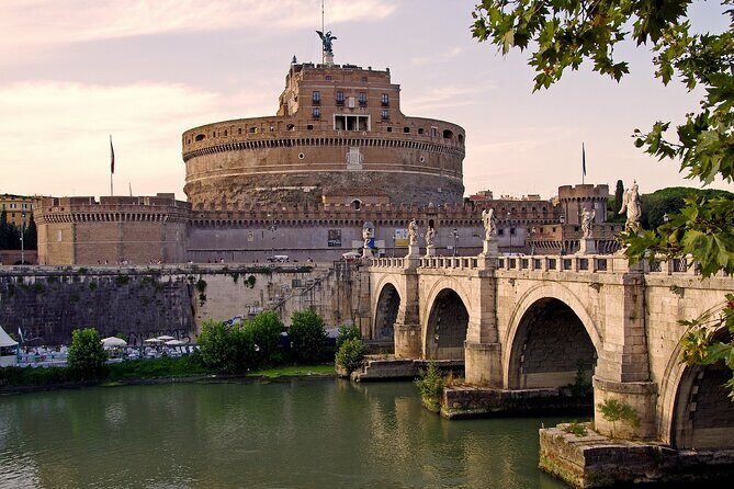 Transfer Fiumicino Airport from/to Vaticano shuttle bus - Price and value: why $9.63 is hard to beat