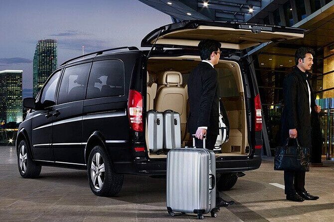 Transfer from Naples to Positano/Sorrento via Pompeii or vice versa - Pickup in central Naples (and the Afrogola extra)