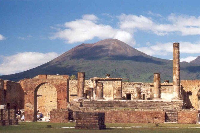 Transfer from Pompeii to Naples or viceversa - Why a private transfer between Naples and Pompeii matters