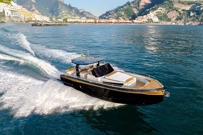 Transfer to Capri - Cruising the Sorrento Coast: why the ride feels calmer
