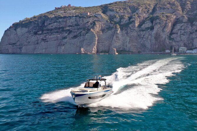 Transfer to Capri - Drinks and comfort: the part you’ll remember on a second trip
