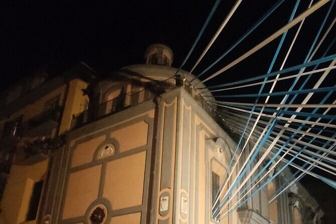 Transfers Airport, port, train, hotel in Naples - The 60-Minute Waiting Rule: Relief for Delays (and One Caution)