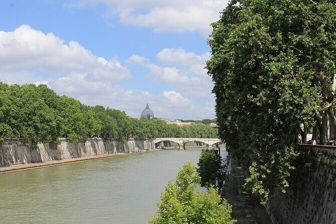 Trastevere and Jewish Ghetto Private Walking Tour - Trastevere streets, Tiber Island, and the Jewish Ghetto on foot