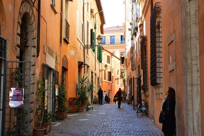 Trastevere and Rome Jewish Ghetto Small Group Walking Tour - Isola Tiberina: the smallest inhabited island and the Romulus-Remus story