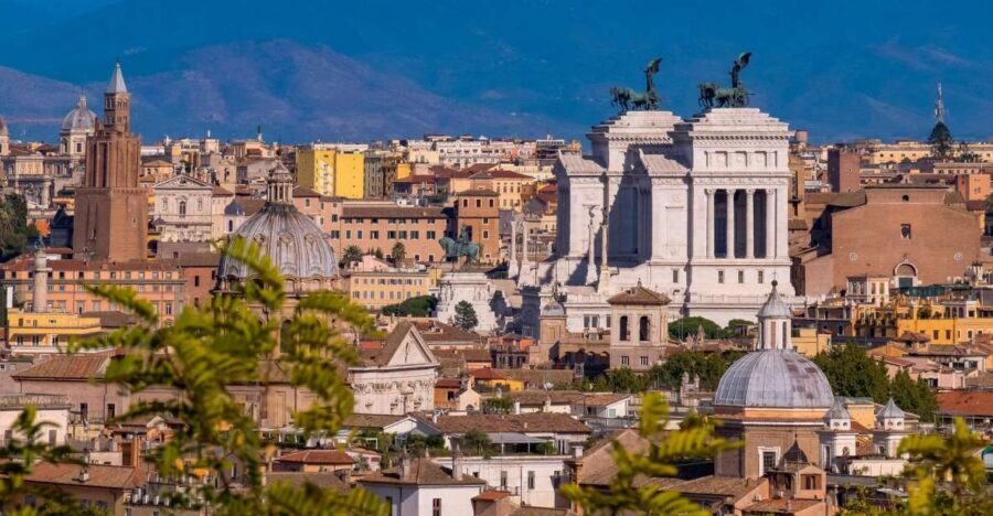 Trastevere and the best view of Rome - Janiculum Hill (Gianicolo): The Photo Stop That Becomes a Moment