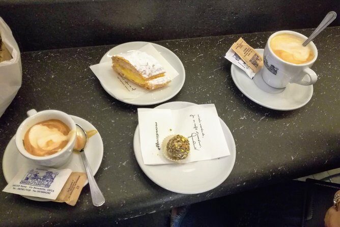 Trastevere Private Food & Wine Tour with Expert Guide - Stop 5: The Trastevere finish—keep the local feeling going