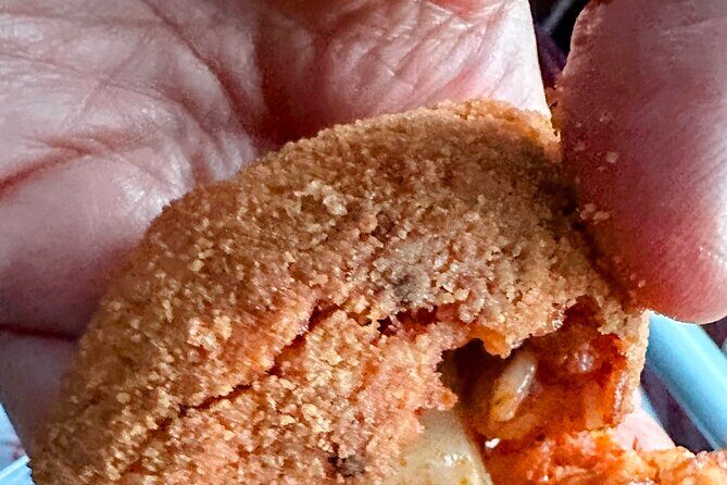 Trastevere Rome Street Food Tour, Small Group - Trastevere at walking speed: a 2.5-hour plan that actually feels like Rome