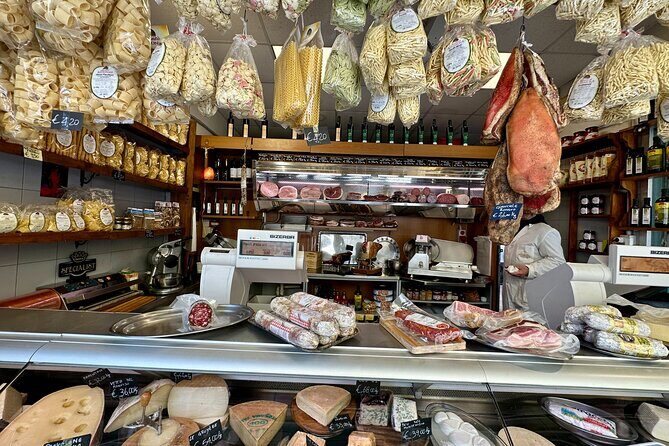 Trastevere Rome Street Food Tour, Small Group - Drinks and pacing: how the aperitivo fits the tastings