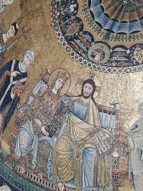 Trastevere, the neighborhood of the first Christians - Tiber Island and San Bartolomeo: river views that make the history feel real