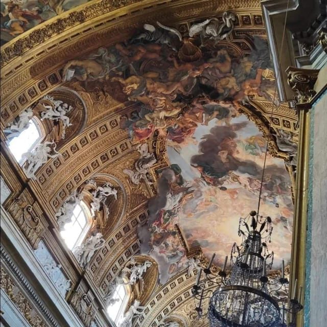 Trastevere, the neighborhood of the first Christians - Trastevere streets: learning 2,000 years by walking through it