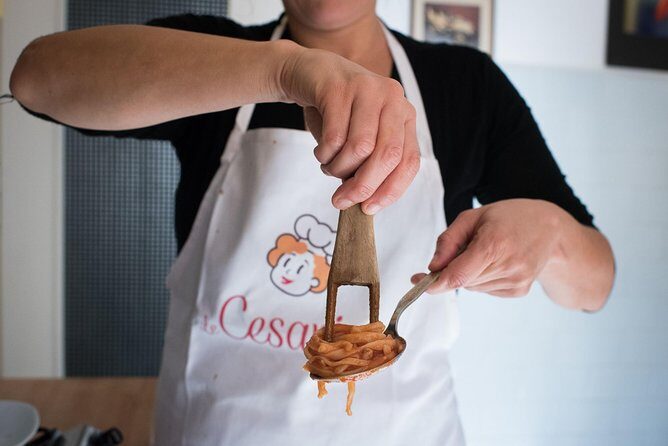 Typical Dining & Cooking Demo at Local's Home in Rome - Why a Roman home cooking class beats a restaurant meal