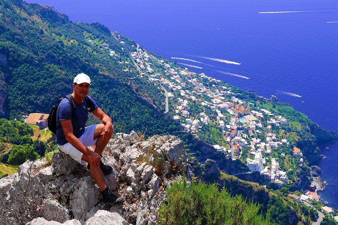 Ultimate Sorrento and Amalfi Coast from Naples - Up to 8 people - Stop 2: Positano’s fast hit of color and sea views
