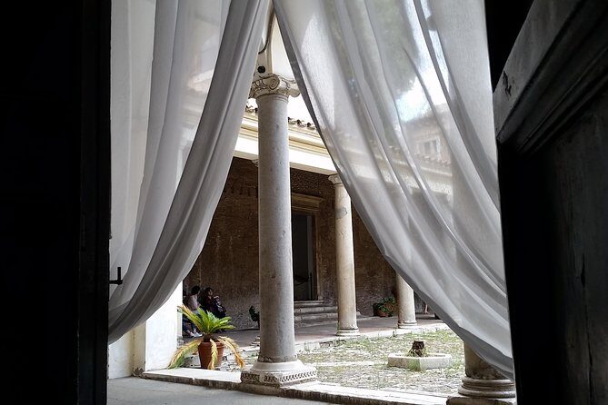 Underground Rome Tour: St. Clement and Celian Houses - Entering Rome’s layers: from Caelian Hill to San Clemente