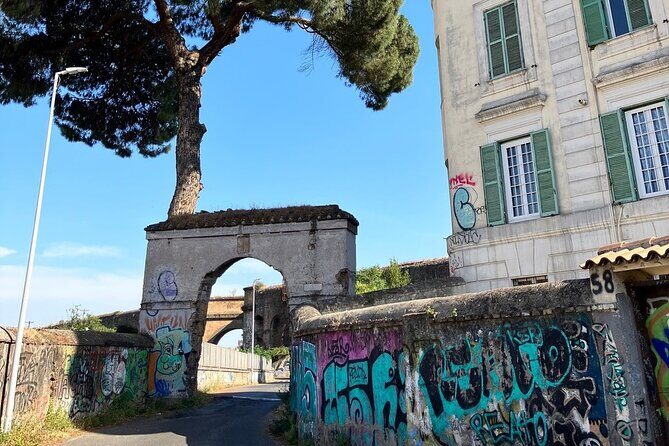 Urban Hike to the Aqueduct Park in Rome - Parco degli Acquedotti: Appia Antica Views With a Guide’s Route