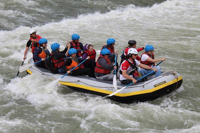 Urban Rafting on Rome's Tiber River - Meeting at Piazza del Popolo: how the day starts on the right foot