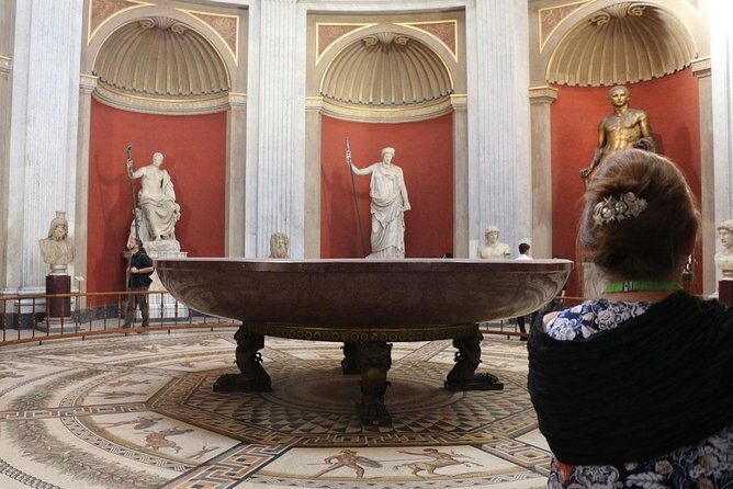Vatican and Sistine Chapel Afternoon tour - Crowds, ears, and the reality check