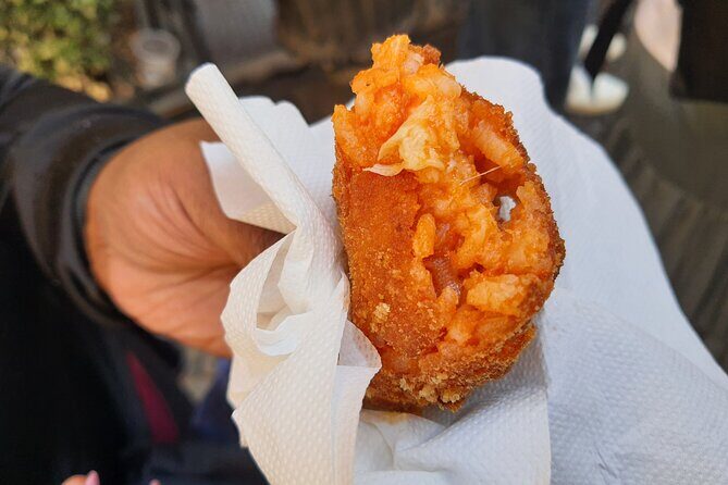 Vatican and Trionfale Market Tour with Wine and Food Tasting - Mercato Trionfale: Rome’s Oldest Market, Up Close