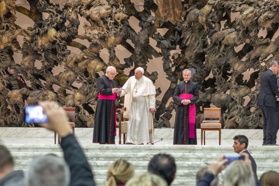 Vatican City: Papal Audience, Sistine Chapel, & Vatican Tour - Papal Audience at St. Peter’s Square: timing, entry line, and what to watch for