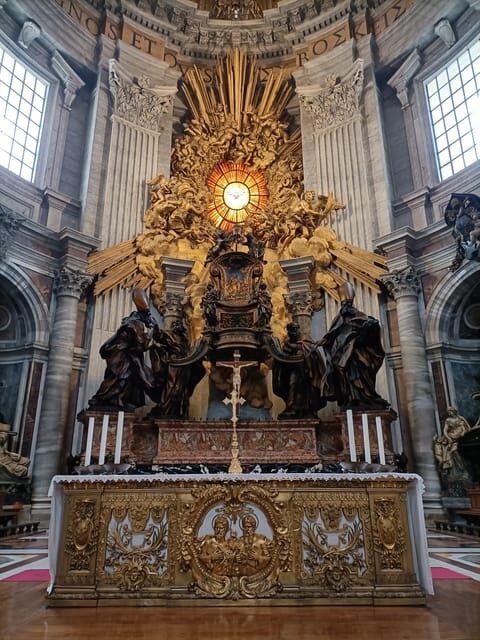 Vatican City: St. Peter's Basilica Audio Tour - Security and dress rules that can make or break your timing