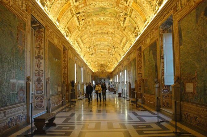 Vatican Evening Tour: the Museums at Their Best I Max 6 People - Vatican Museums highlights: from Pinecone Courtyard to the Raphael corridor