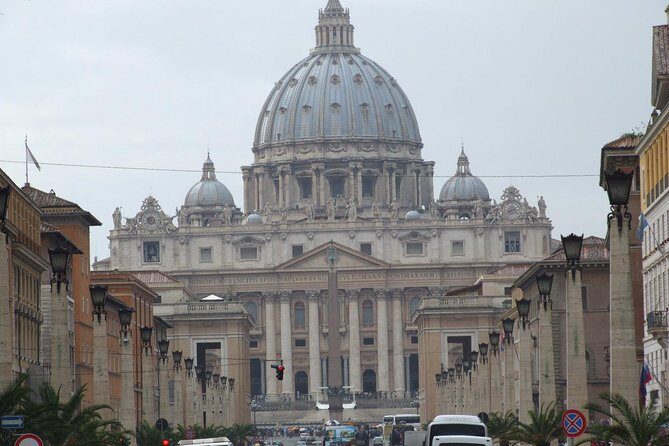Vatican experience with St. Peter's Basilica option - The 12:30 plan: what the schedule really means