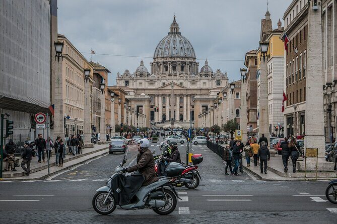 Vatican Museum and Sistine Chapel Semi-Private(Small Group) Tour - Skip the line with reserved entry that actually matters