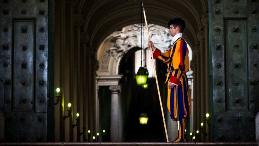 Vatican Museum and Sistine Chapel Tour - Vatican Museums Route: How the Highlights Actually Feel
