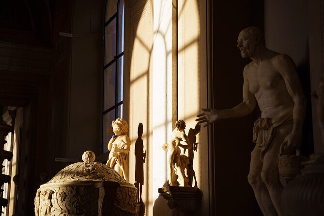 Vatican Museums Alone: Semi-Private Early Entry Tour & Breakfast - A small group of 10: what you actually gain