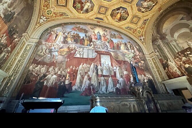 Vatican Museums and Sistine Chapel Tour with official Local Guide - The Sistine Chapel moment: why guidance changes everything