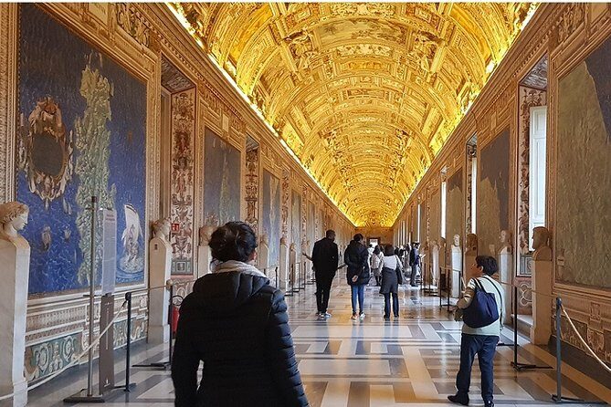 Vatican Museums and St. Peter's Basilica Private Tour Options - Sistine Chapel time: what you should expect and how to make it click