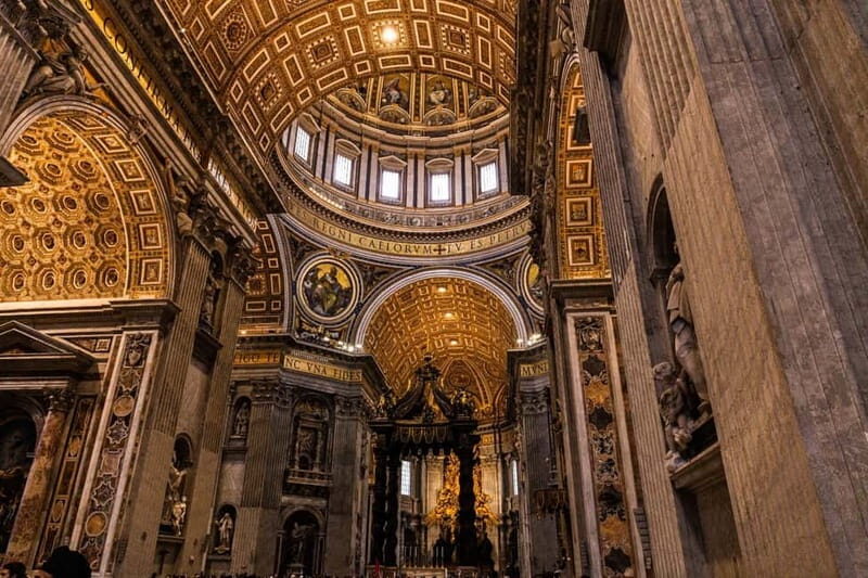 Vatican museums & Sisteen chapel skip-the-line Guided Tour - Why the 20-person group makes a real difference