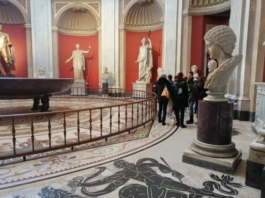 Vatican Museums: Sistine Chapel and St. Peter's Tour - St. Peter’s Basilica and the St. Peter’s Square Finish