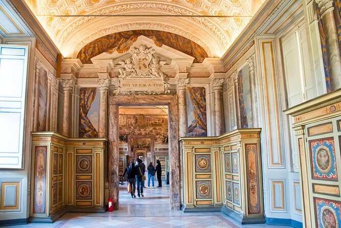 Vatican Museums & Sistine Chapel – Priority Entry Ticket - Timing in Rome: morning vs afternoon entry and why “fast-pass” still queues