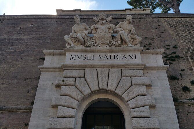 Vatican: Museums & Sistine Chapel Semi-Private Morning Tour - Early 7:30 arrival: how the day starts before Rome wakes up