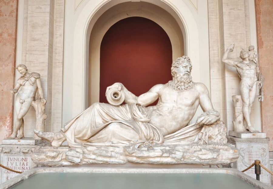 Vatican Museums, Sistine Chapel & St Peter's Basilica Tour - Sistine Chapel: Getting Past the Postcard View in 20 Minutes