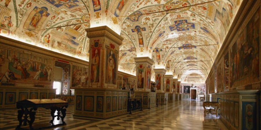 Vatican Museums, Sistine Chapel & St Peter's Basilica Tour - Group Size: 10 vs 20 Changes the Whole Experience
