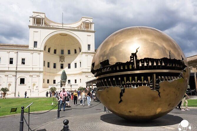Vatican Museums Sistine Chapel tour with Access to St. Peters - Vatican Museums with an art historian: the 90-minute focus