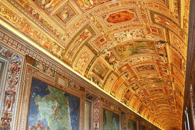 Vatican Museums & Sistine Chapel VIP small group tour(max 10 pax) - Getting there and entering fast: the Piazza del Risorgimento start