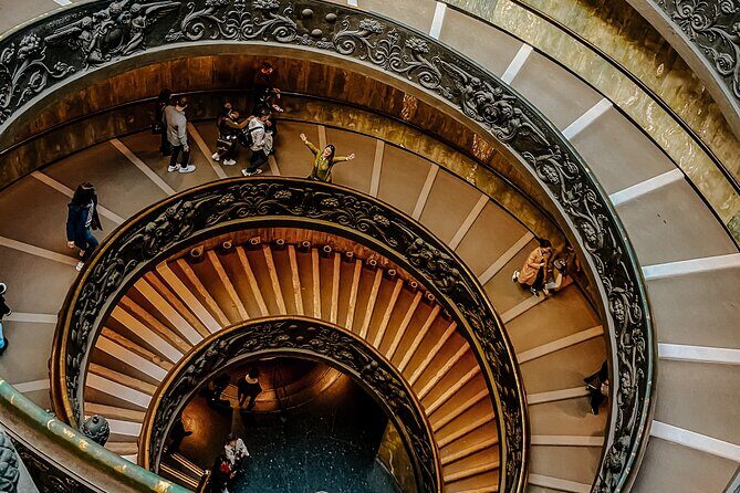 Vatican Museums: Skip the Line Tickets with Escorted Entrance - The Meeting Point Trap: How to Avoid Losing Time