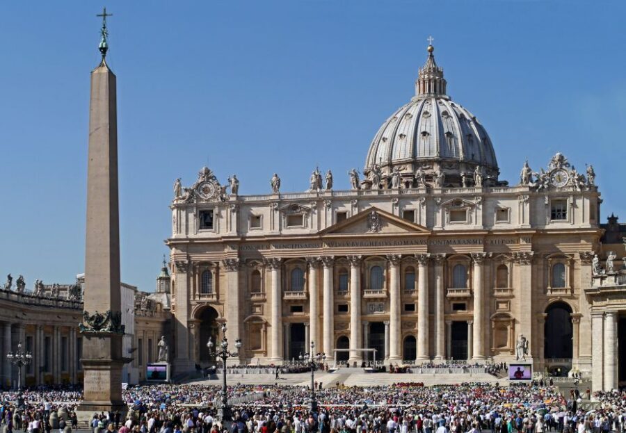 Vatican: Papal Audience and St. Peter's Basilica Guided Tour - 12:30 PM St. Peter’s Basilica Tour: What You’ll Actually See