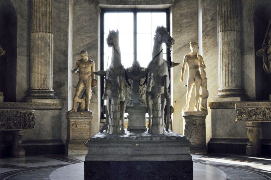 Vatican: Sistine Chapel and Vatican Museums Small Group Tour - Meeting point details that keep things stress-free