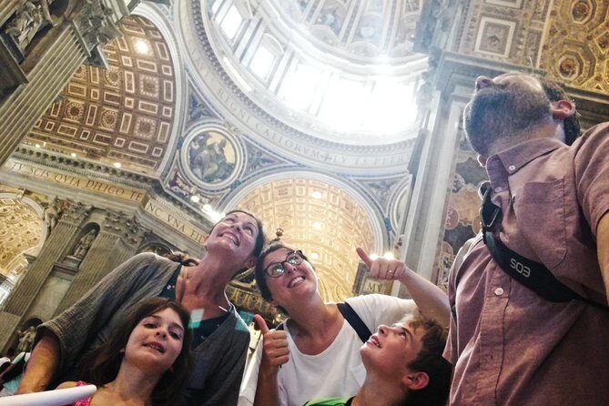 Vatican Tour for Kids & Families in Rome with local guide Alessandra - Cortile della Pigna: a short courtyard stop with big-picture context