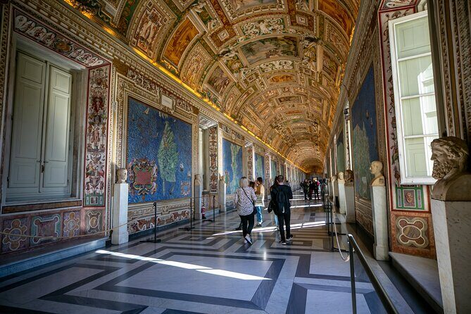 Vatican Wheelchair Accessible Museums and Sistine Chapel Tour - Belvedere to Pio-Clementino: ancient sculpture, explained