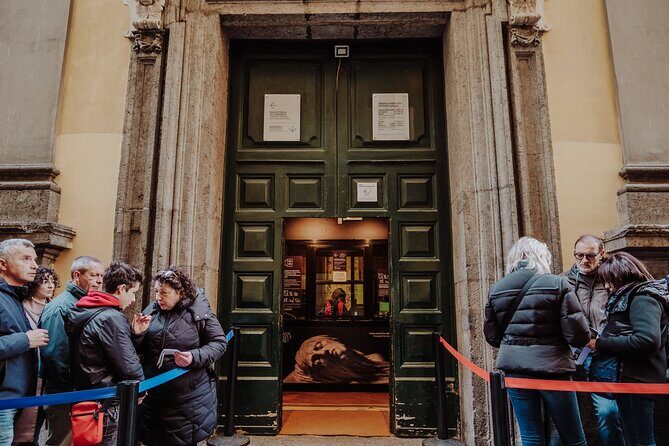 Veiled Christ Small Group Tour with Entrance Ticket in Naples - The Anatomical Machines: science, symbolism, and shock value