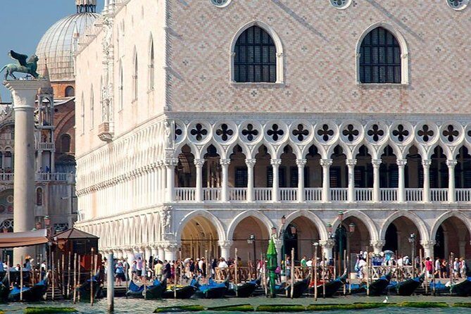 Venice Day Trip from Rome by High-Speed Train with Happy Hour - Grand Canal Time: How to Walk It Like a Local (Without Getting Tired)