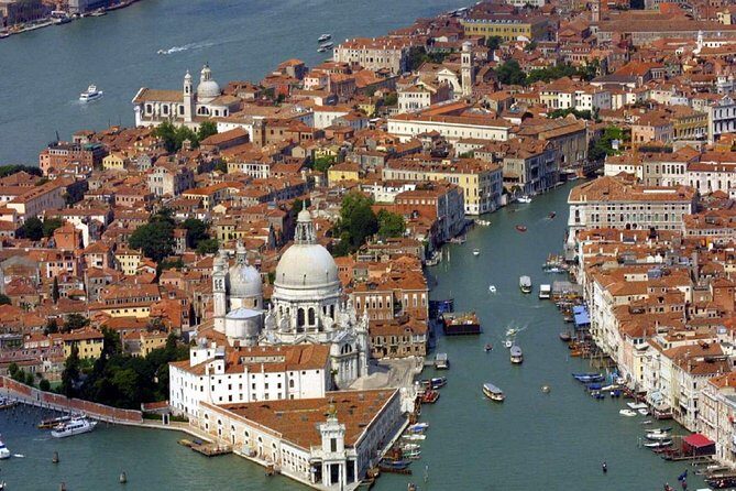 Venice Day Trip from Rome: Private Tour by High Speed Train - The seat reality: 2nd class on high-speed trains