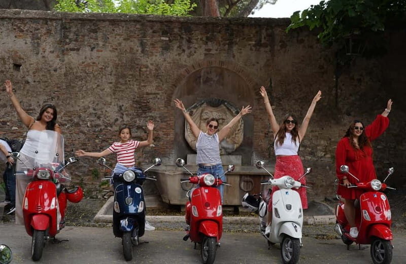 Vespa city tour in Rome with two different routes - Key points before you go